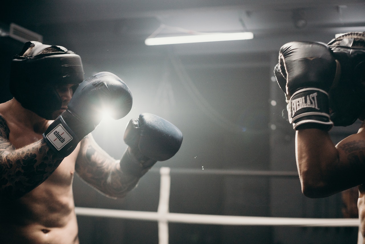 7 Boxing Sparring Gear You Will Need As A Beginner (+ Cost)