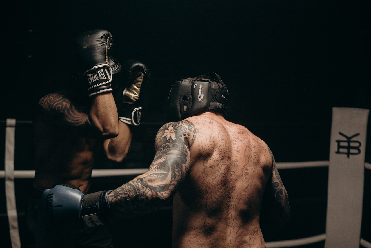 Sparring With Headgear: Is It Really Safer & Hurts Less?